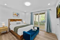 New! Pool/Hiking/Gym/Lake/Golf/karaoke/firepit