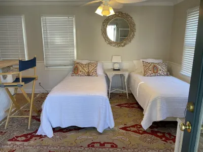 Beach Cottage with Heated Spa & Private Pool-Pet Friendly Hotels near Seaside Golf Course