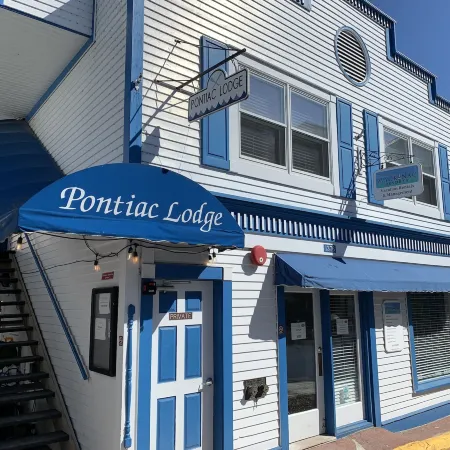 Pontiac Lodge