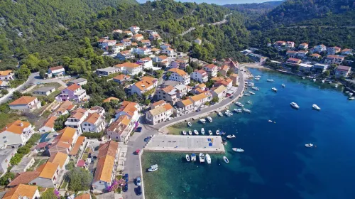 Apartment Dominik Hotels in Blato