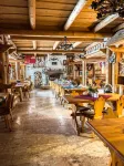 Sova Hotel&Restaurant - พร้อมอาหารเช้า