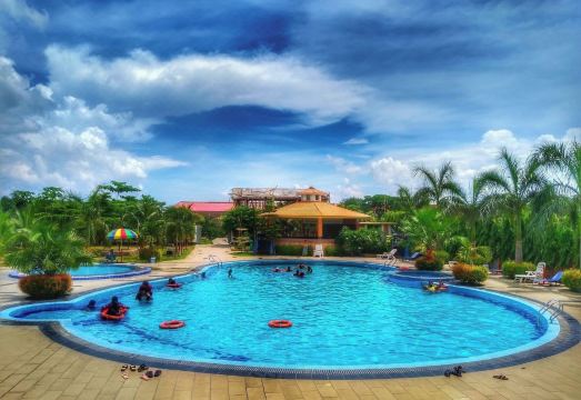 1. 샤이라 가든 리..