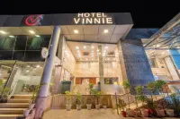 트리보 프리미엄 비니 - 공항 근처 자이푸르 호텔