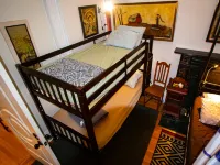 Pring Guesthouse Hotels in Hamilton