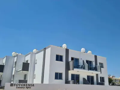 포톡세니아 럭셔리 아파트 Villa Serenity 주변 호텔
