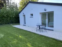 Villa with garden and private parking Hôtels à : Halluin