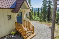 Alpenglow Ridge Forget-Me-Not Hotels in Healy