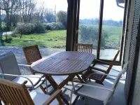 Maison Entre Prés et Bois Hotels in Marboz