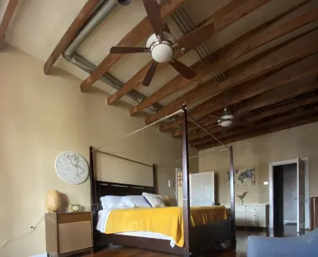 Downtown loft apartment with excellent views, furnishings and location on square