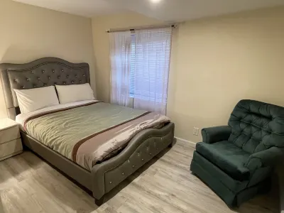nice walk out basement apartment