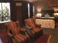 Peace and serenity in the hills close to wineries Hotels in Forest Range