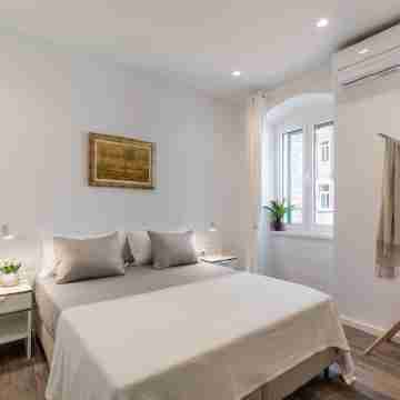 Adriatik Lux Teatro 2 Rooms