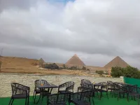 Beautiful view of the Pyramids, with air conditioning, WiFi, and touristic guide