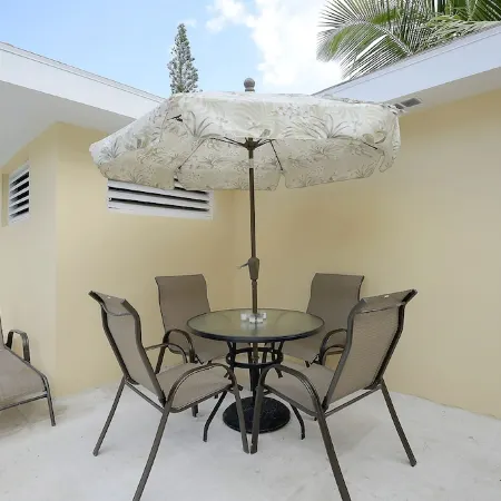 Ma's Hideaway paradise