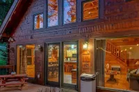 Cabin on Dale Hollow - Park your boat on shore and walk up to the cabin. Hotels in Clinton County