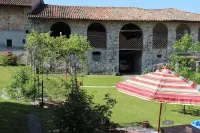 Fantastic country house with a spacious garden Hotels in San Daniele del Friuli
