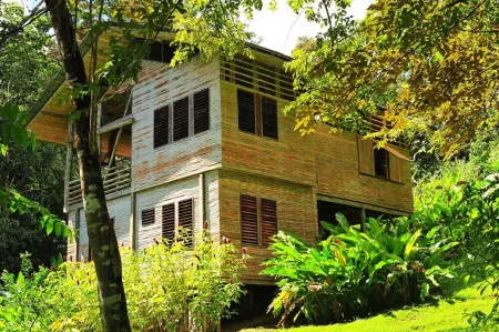 Casa Sonrisa,  Bamboo Rainforest Beach House