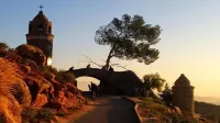 Beautiful Gated Community Where You Can Go Fishing, Walking, Running & Bicycling Hotels in Menifee