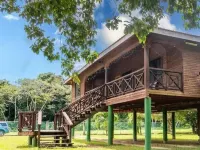 Condo Caribbean Dreams Hoteles en Dangriga