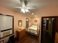 Little Haven (B) — Bungalows, Private Beach Hotels near Anchorage Beach