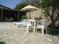 COMFORTABLE SPACIOUS HOUSE, 3 BEDROOMS 1 SUITE, LARGE BALCONY WITH SWIMMING POOL ,.