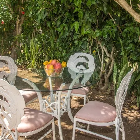 Family time, 5 minute walk from main walkway to restaurants and beach!
