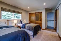 Luxurious Mountain Getaway with upscale amenities