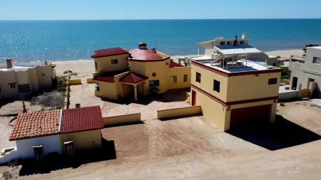 SUMMER & FALL DEALS-- CALL CAROL  602-369-6768