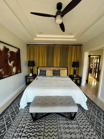 Luxury Oceanside Villa Minutes from Ocho Rios, Chef and Staff Included!