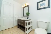 Welcome to Main floor 2 Bedrooms Suite A &10 minute walk from Metrotown Mall Hotels near Green Basil
