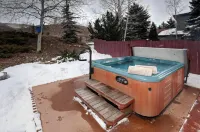 Beautiful Home with Hot Tub Beaver Creek/Vail/Avon/EagleVail