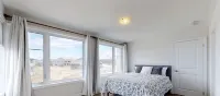 4 Beds New paradise, wasaga beach 와사가비치 호텔