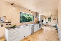 Bellbird Bach  - Akaroa Hotels in Akaroa