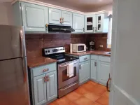 Relaxed Spanish beachfront condo w/private parking & private balcony ocean views