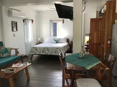 Affordable luxury at the best village location! Gold Standard! Các khách sạn ở 