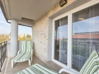 Villa Andi Sea view, Terrace, Wi-fi, Dishwasher, Washing machine, Parking Hotels in Peroj