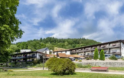 Kurgarten-Hotel Hôtels à : Gutach