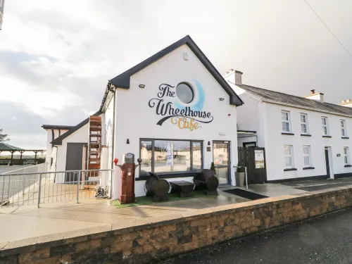 The Wheelhouse Pod No 6 Hotel di Dunglow
