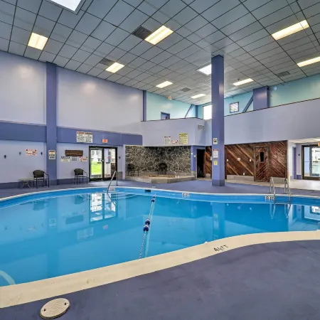 Hike, Golf & Ski: Beech Mtn Condo w/ Resort Perks!