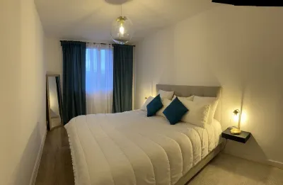 Appartement Cocon Chic et Refait à Neuf : Votre Coin Douillet en Ville Hotels in 08.Hopitaux Est