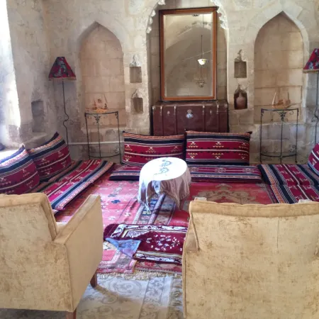 Kasr-I Abbas Hotel