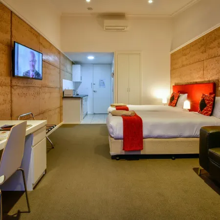 Crossroads Ecomotel