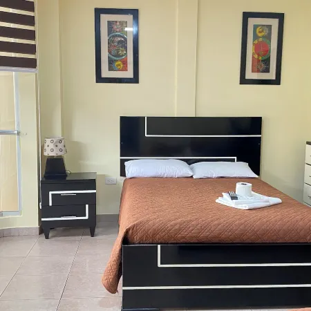 Hostal y Complejo Recreacional la Playita de Monse