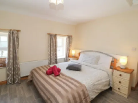 モールナギラ のホテル