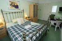 Cranston House Hotels in Lingfield
