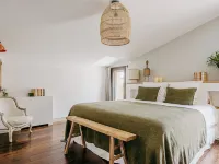 Logis de la Cadene Hotels in Saint-emilion
