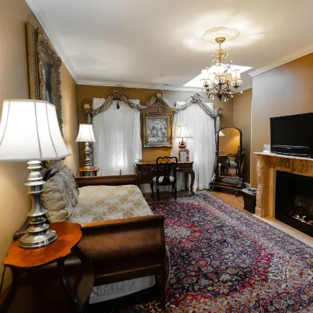 1840s Carrollton Inn