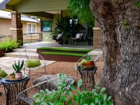 Heywood Hotel فنادق في 