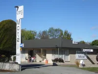 Aorangi Motel Hotels in Burkes Pass