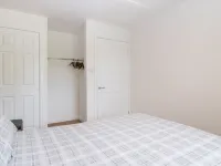 Teal - Pet-friendly